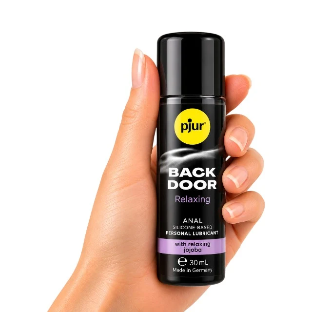 Thiết kế chai nhỏ gọn 30ml rất dễ dàng sử dụng và mang theo